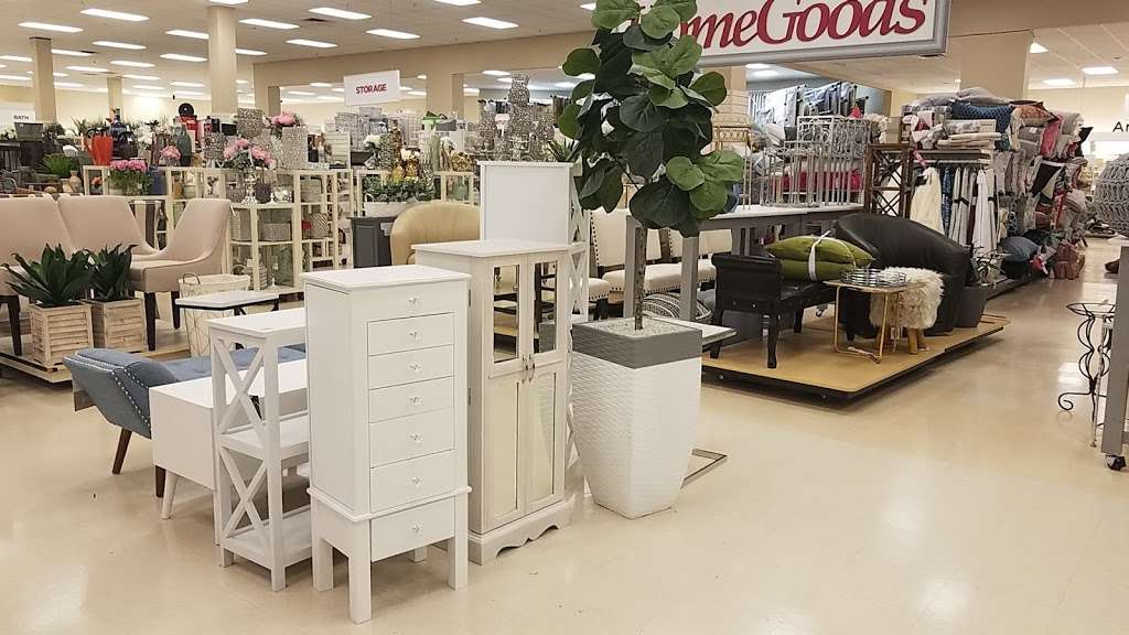 Marshalls & HomeGoods | 1120 Lake Woodlands Dr, The Woodlands, TX 77380, USA | Phone: (281) 364-0780