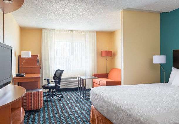 Fairfield Inn & Suites by Marriott Lafayette | 4000 South St, Lafayette, IN 47905, USA | Phone: (765) 449-0083