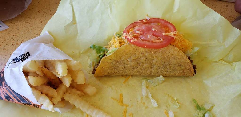 Del Taco | 2871 Lenwood Rd, Barstow, CA 92311, USA | Phone: (760) 253-2641