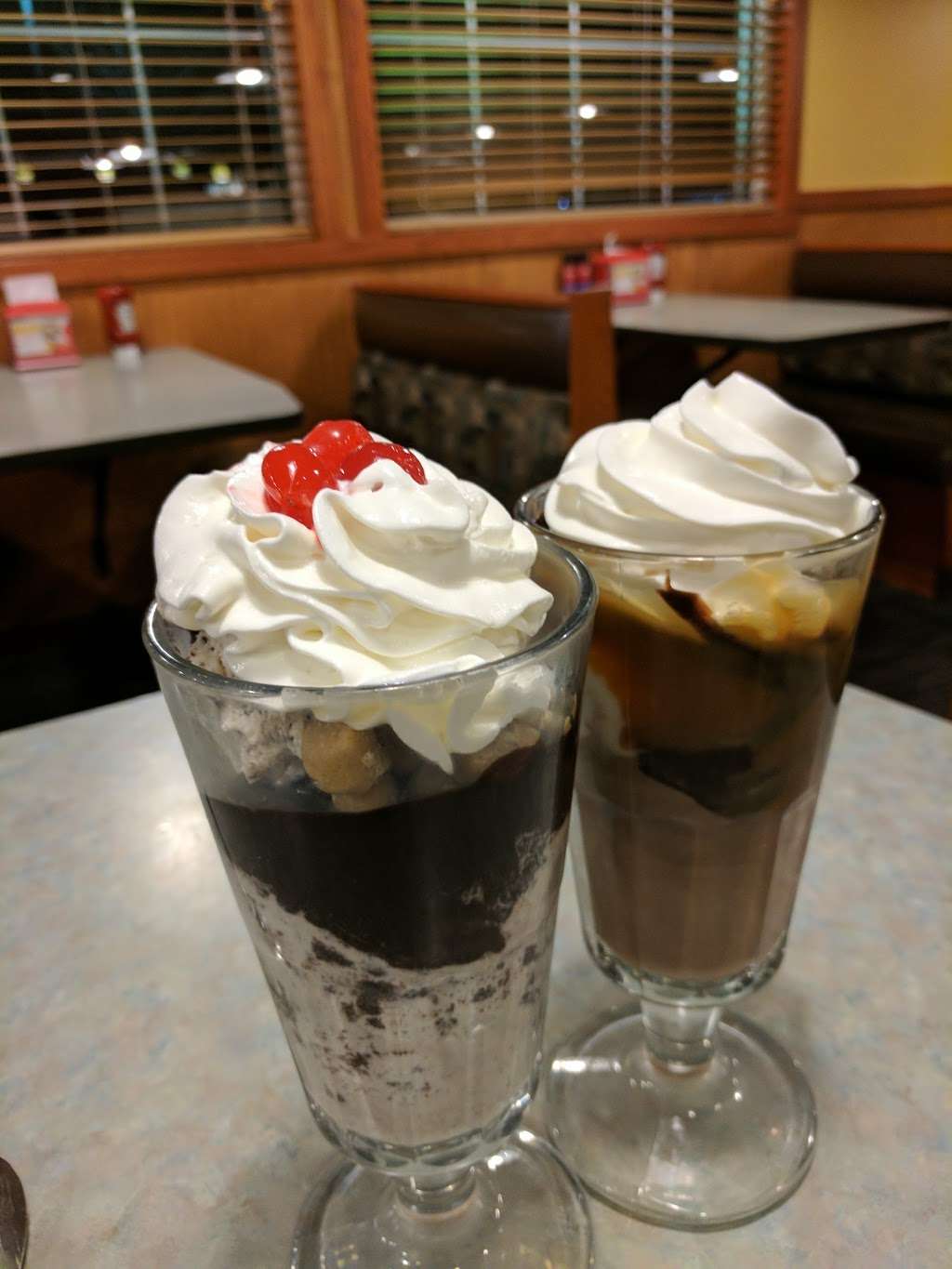 Friendlys | 1186 US-22, Phillipsburg, NJ 08865, USA | Phone: (908) 213-3001