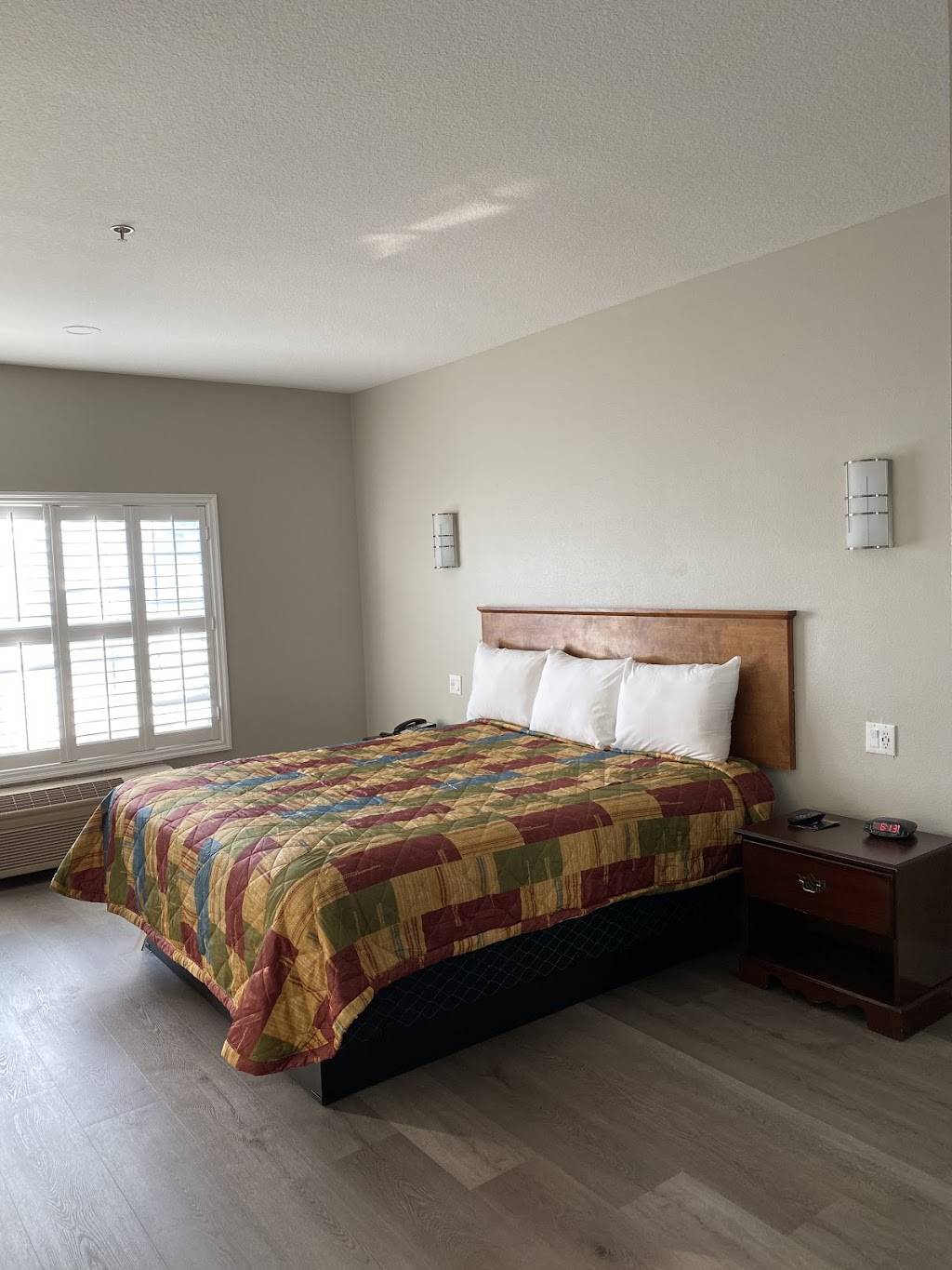 mid city inn and suites | 8455 Telegraph Rd, Pico Rivera, CA 90660, USA | Phone: (831) 210-4467