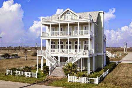 Wolverton & Associates Realty | 16602 Termini-San Luis Pass Rd, Galveston, TX 77554, USA | Phone: (409) 737-1430