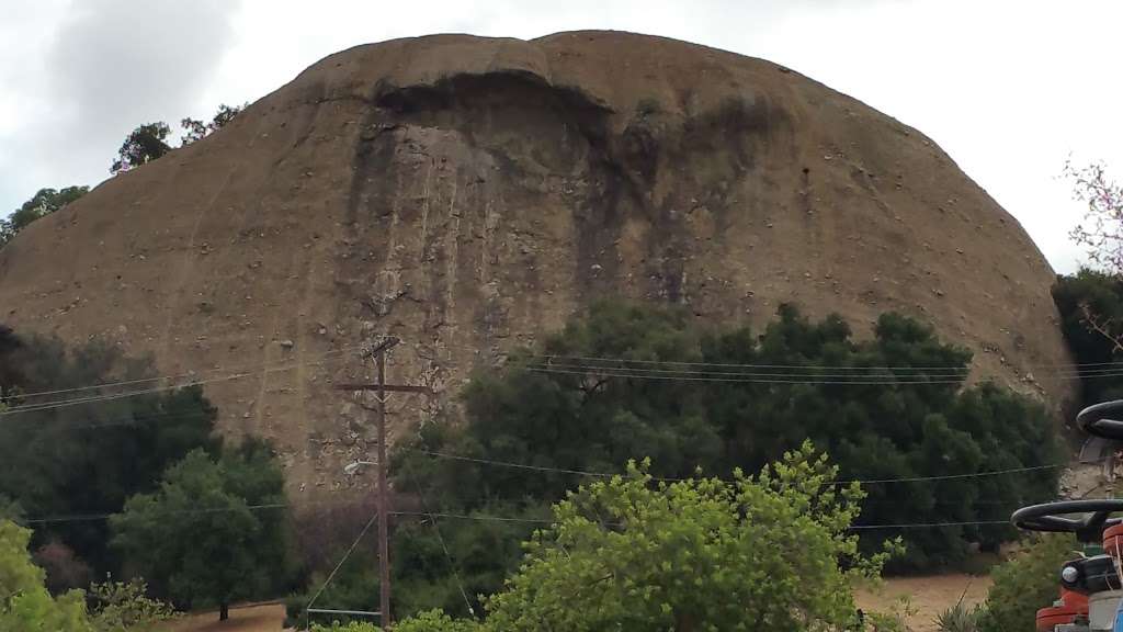 The Eagle Rock Canyon Trail - trail head | 5499 Eagle Rock View Dr, Los Angeles, CA 90041 | Phone: (323) 452-3720