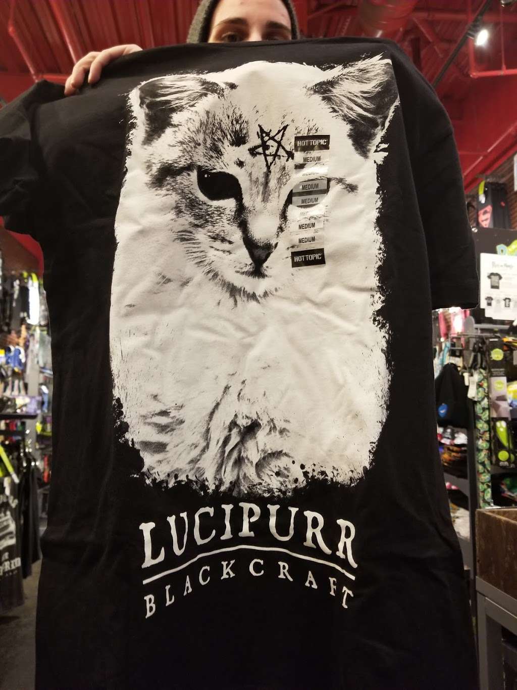 Hot Topic | 7900 Governor Ritchie Hwy C117, Glen Burnie, MD 21061 | Phone: (410) 761-6618