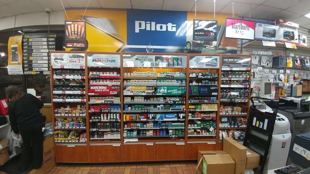 Pilot Travel Center | 11633 Greencastle Pike, Hagerstown, MD 21740, USA | Phone: (301) 582-9004