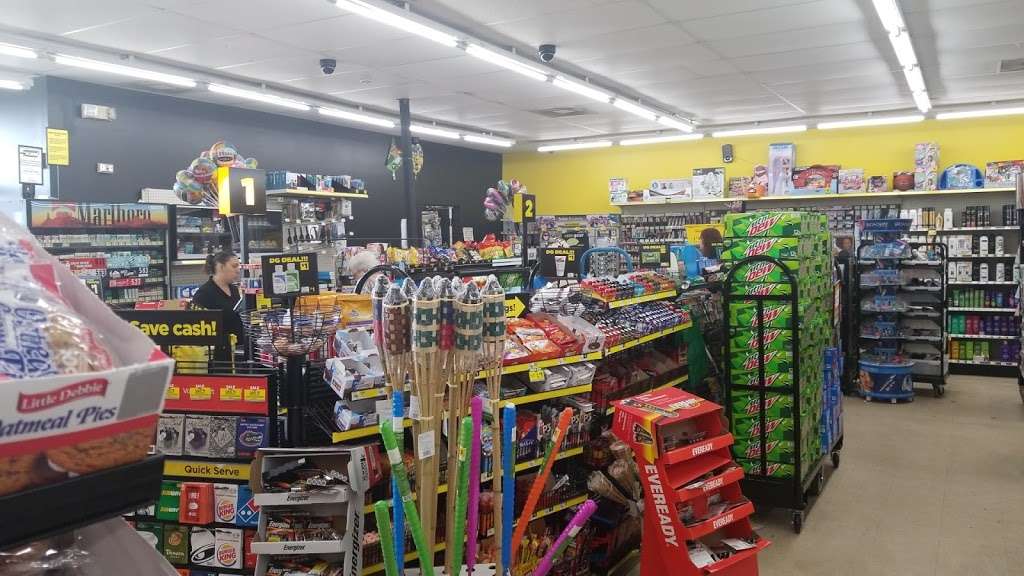 Dollar General | 441 E Myers Blvd, Mascotte, FL 34753, USA | Phone: (352) 429-5083