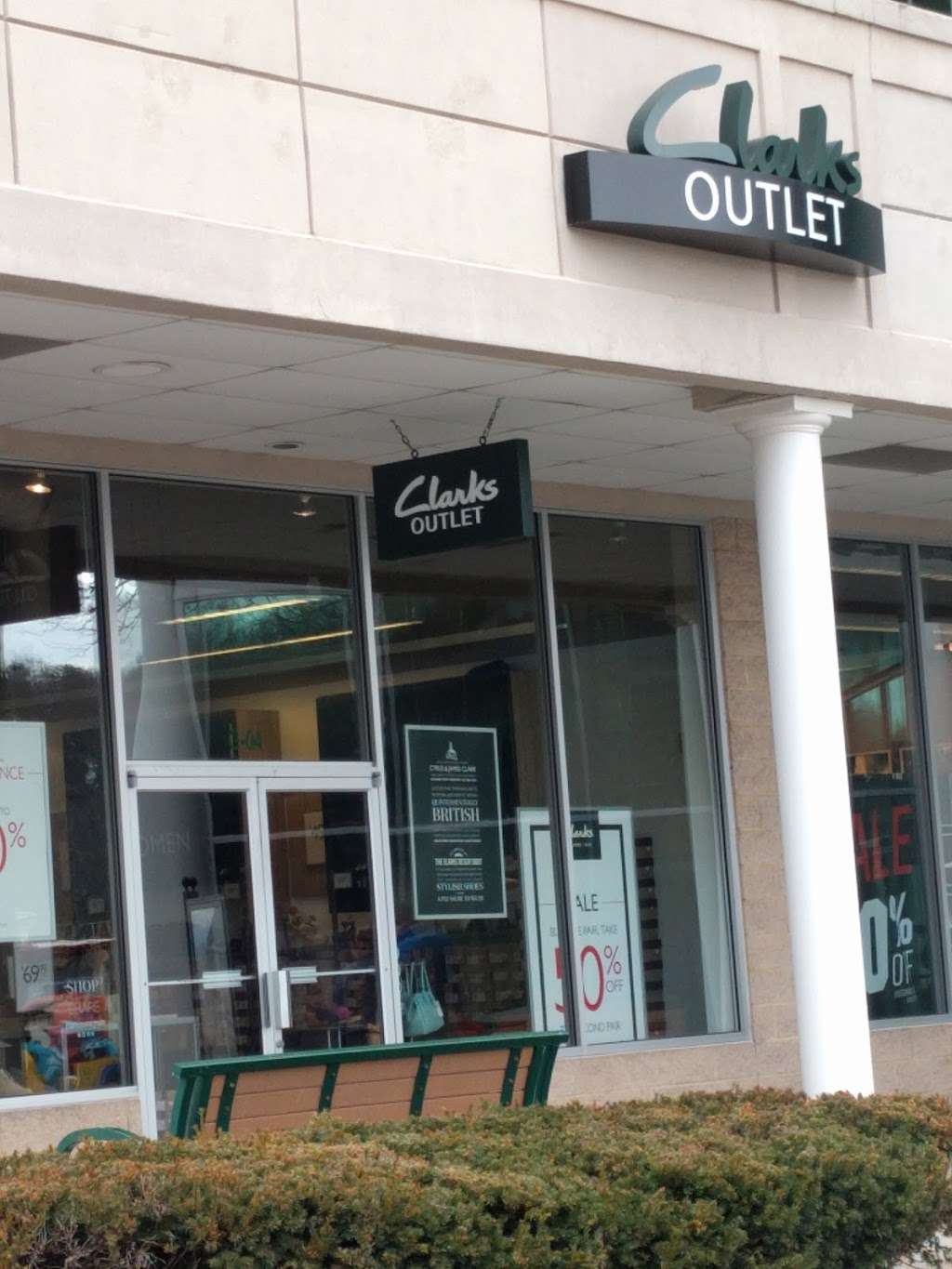 Clarks Bostonian Outlet | 1000 PA-611 Suite G04, Tannersville, PA 18372, USA | Phone: (570) 620-2191