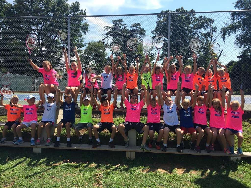 TopNotch Tennis | 1814 Great Falls St, McLean, VA 22101, USA | Phone: (703) 356-1205