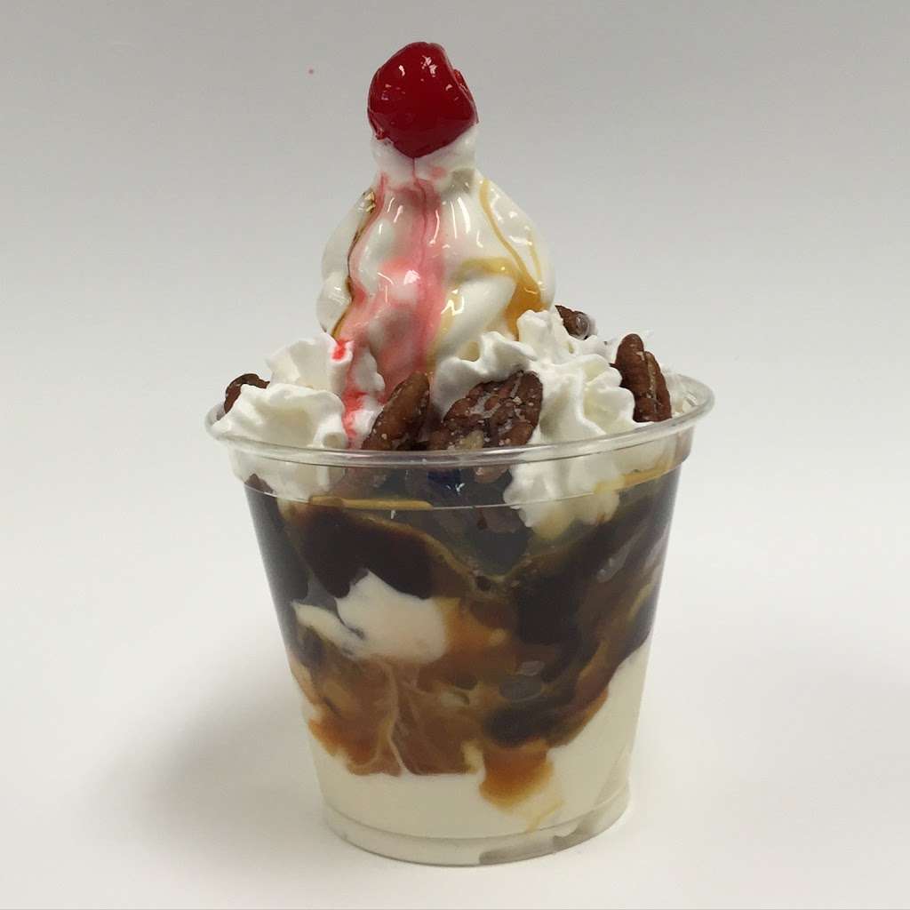 Cabells Ice Cream | 1658 E, IN-44, Shelbyville, IN 46176, USA | Phone: (317) 797-5023
