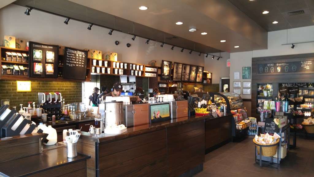 Starbucks | 840 E Main St, Ephrata, PA 17522, USA | Phone: (717) 721-9911