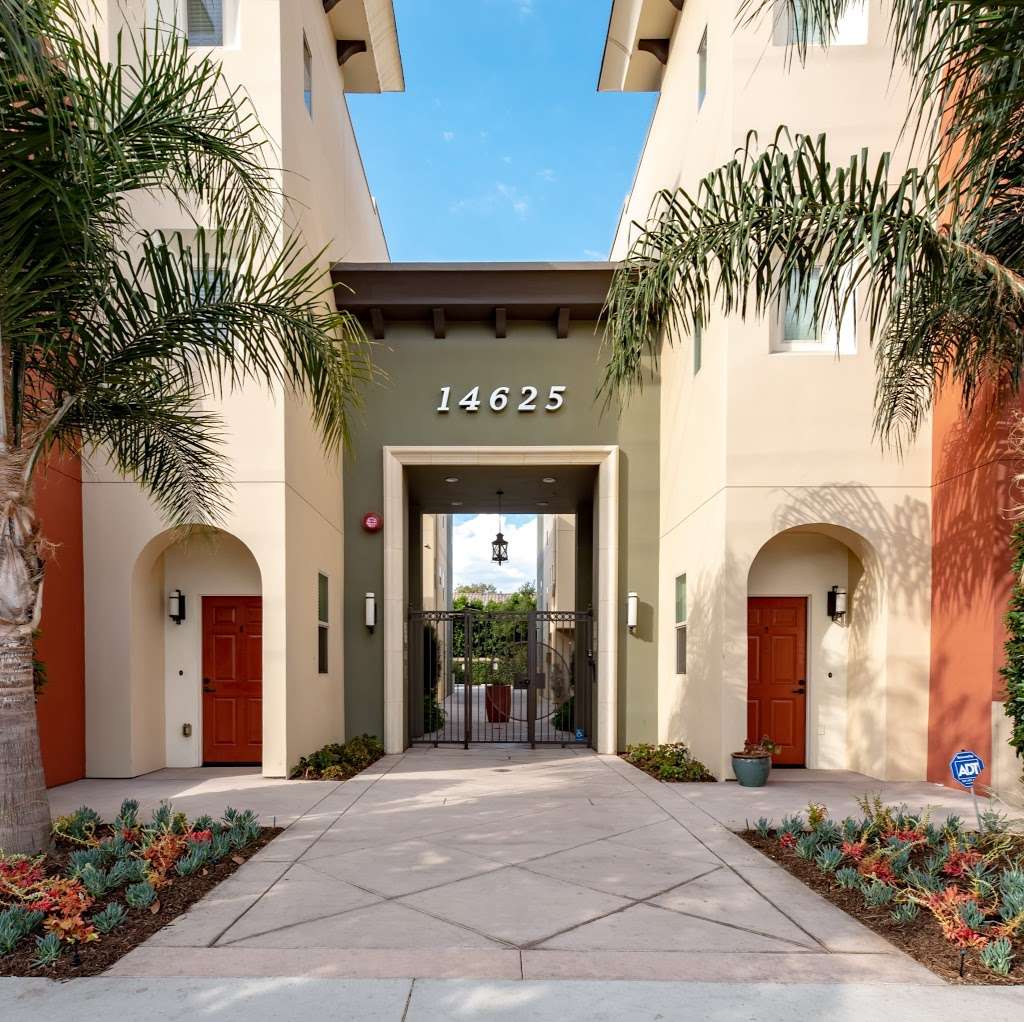 IMT Townhomes at Magnolia Woods | 14625 W Magnolia Blvd, Sherman Oaks, CA 91403 | Phone: (818) 650-4083