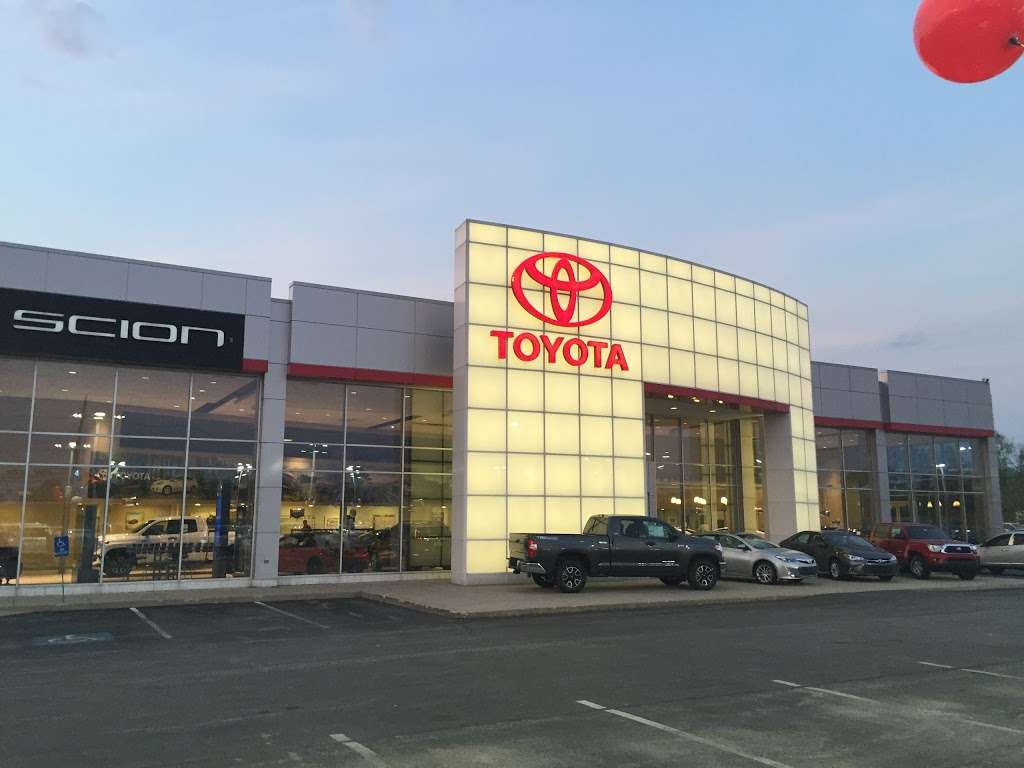 Toyota of Merrillville | 4450 E Lincoln Hwy, Merrillville, IN 46410, USA | Phone: (219) 947-3325