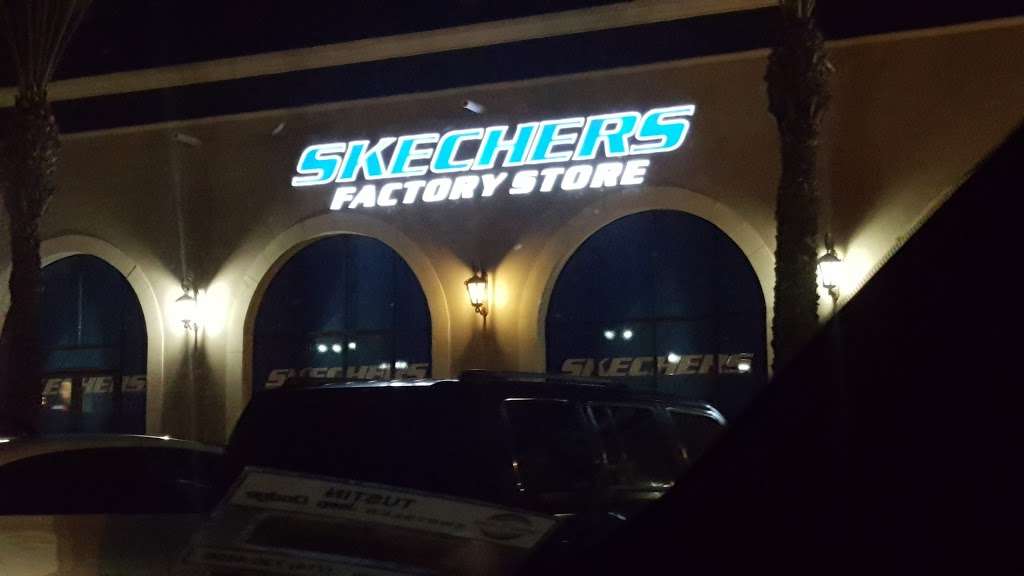 SKECHERS Factory Outlet | 11215 Long Beach Blvd, Lynwood, CA 90262, USA | Phone: (310) 609-1243