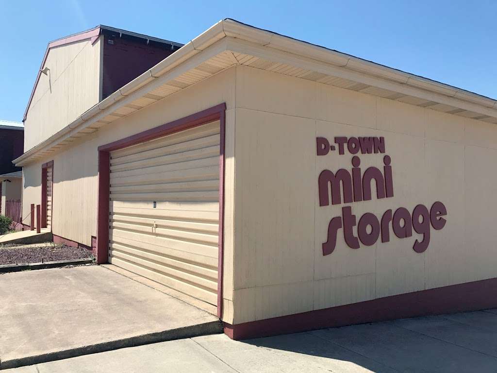 D-Town Mini Storage | 112 S Walnut St, Dallastown, PA 17313 | Phone: (717) 244-7542