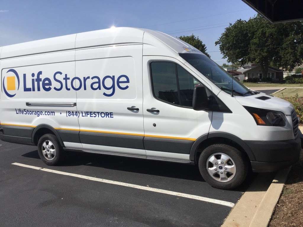 Life Storage | 7700 W 79th St, Bridgeview, IL 60455, USA | Phone: (708) 304-4964