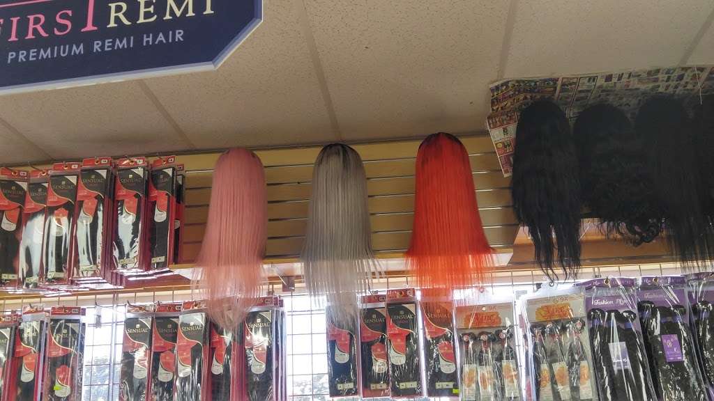 Diamond Girl Beauty Supply | 2675 NW 207th St, Miami Gardens, FL 33056, USA | Phone: (305) 622-3604