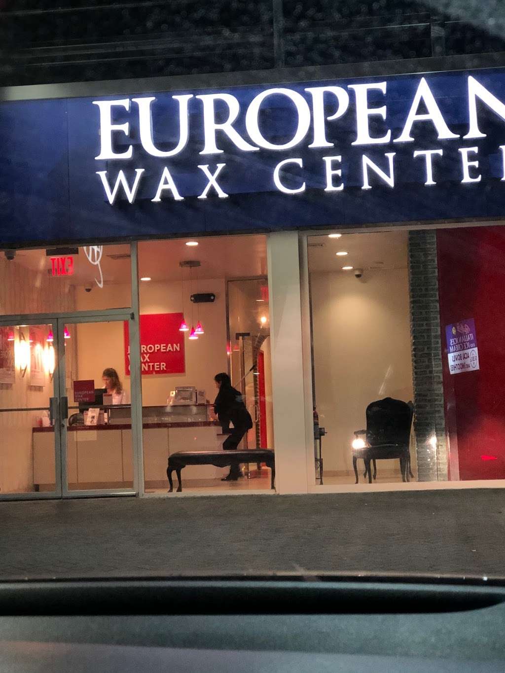 European Wax Center | 2351 Central Park Ave, Yonkers, NY 10710, USA | Phone: (914) 268-0399