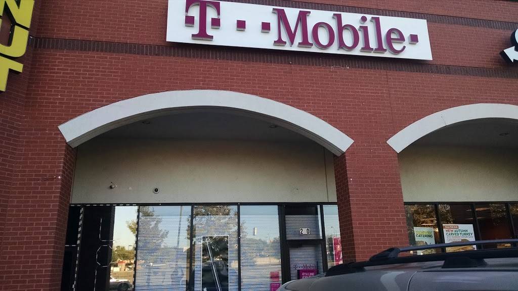 T-Mobile | 2231 W. Ledbetter Dr 280 & 300, Dallas, TX 75224 | Phone: (214) 730-5600