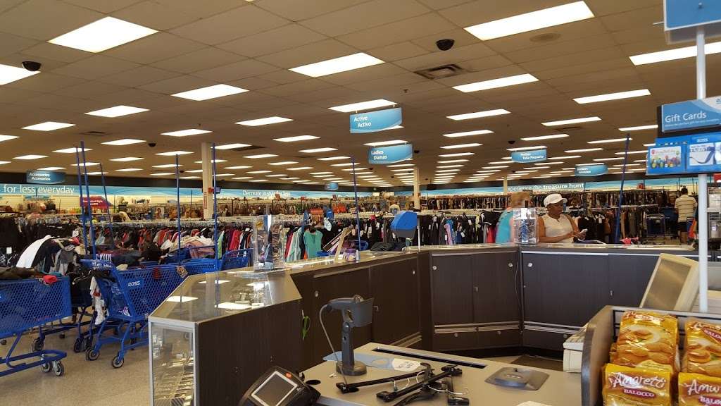 Ross Dress for Less | 5295 International Dr, Orlando, FL 32819 | Phone: (407) 248-0821