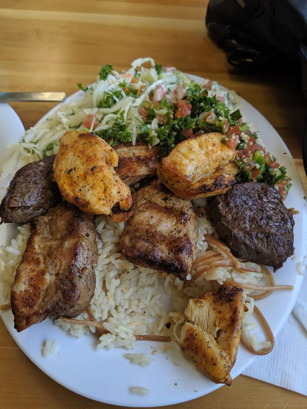 Siunik Armenian Grill | 1707 Chestnut Ave, Glenview, IL 60025, USA | Phone: (847) 724-7800