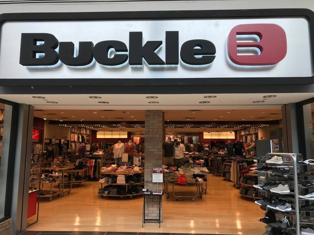 Buckle | 1595 MN-36 Ste 620, Roseville, MN 55113, USA | Phone: (651) 639-9916