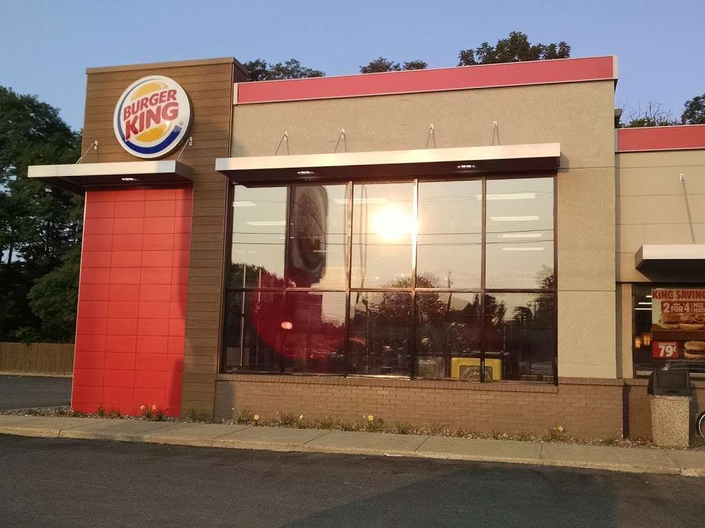 Burger King | 2203 Ripley St, Lake Station, IN 46405 | Phone: (219) 962-3046