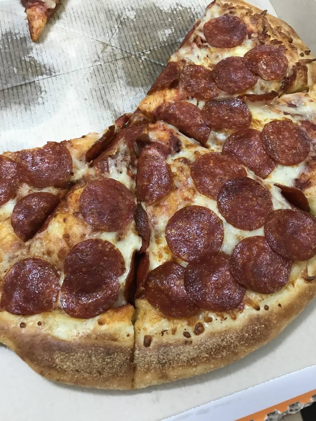 Little Caesars Pizza | 605 E Belt Line Rd SUITE 107, Cedar Hill, TX 75104 | Phone: (469) 272-3700