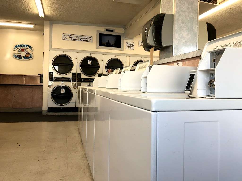 Coin Wash | 41929 50th St W, Quartz Hill, CA 93536 | Phone: (661) 943-3334