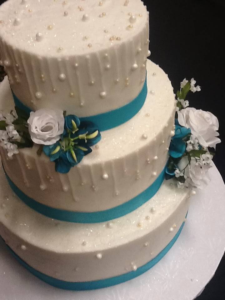 For Goodness Cakes | 6017 N Clinton St, Fort Wayne, IN 46825 | Phone: (260) 483-7242