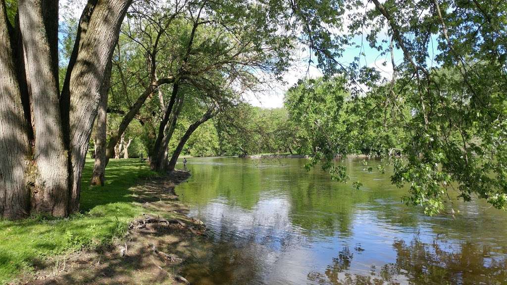 Buffalo Park Forest Preserve | 19-265 Western Ave, Algonquin, IL 60102, USA