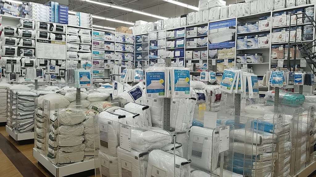 Bed Bath & Beyond | 459 Gateway Dr, Brooklyn, NY 11239, USA | Phone: (718) 235-2049