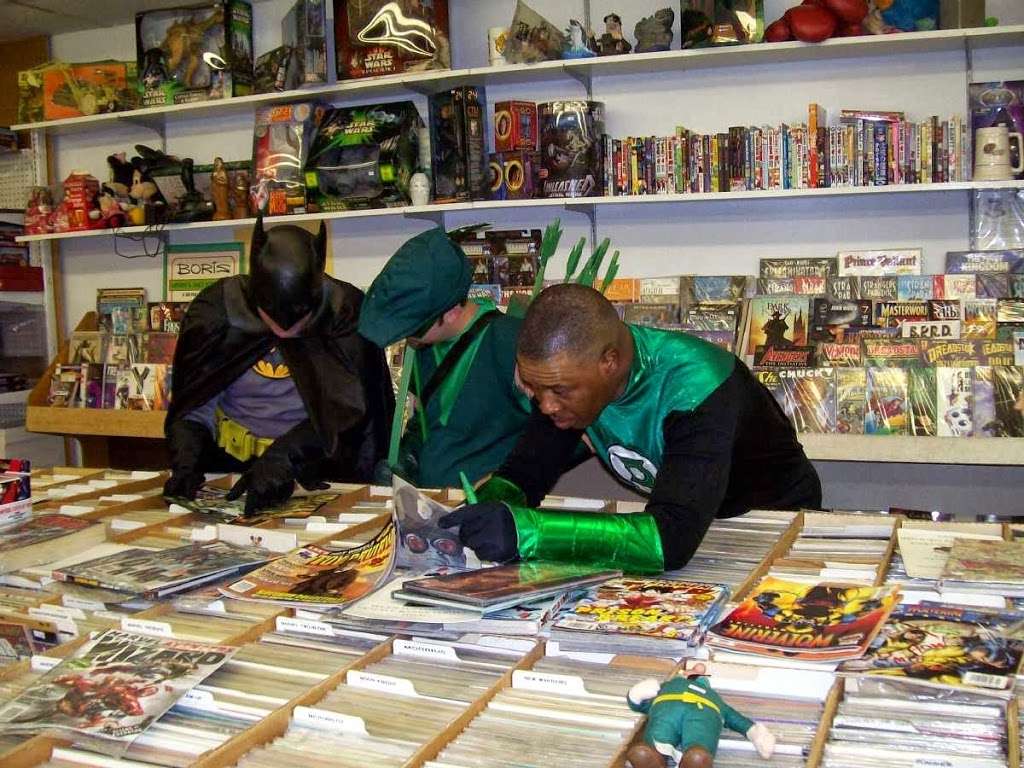 Cosmic Comics & Cards | 728 E Marshall Dr, Grand Prairie, TX 75051, USA | Phone: (972) 264-0617