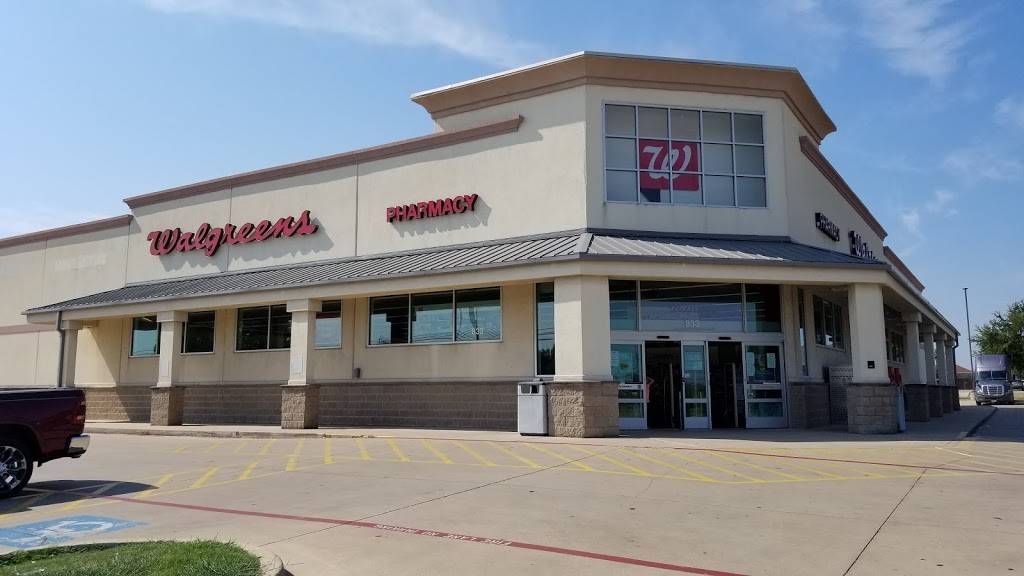 Walgreens | 833 N Saginaw Blvd, Saginaw, TX 76179, USA | Phone: (817) 306-7147