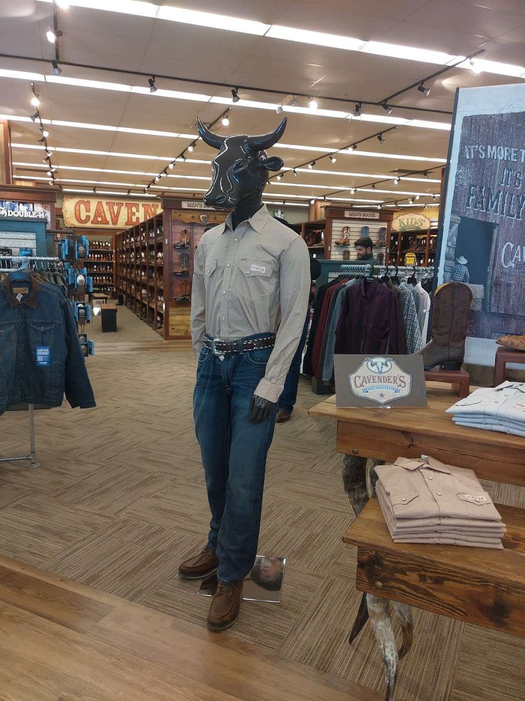 cavender boots culebra