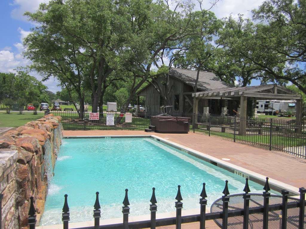 Stonebridge RV Park | 15804 TX-35, Sweeny, TX 77480, USA | Phone: (979) 245-1200