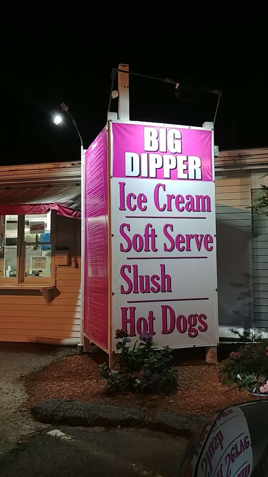 Big Dipper Ice Cream | 325-359 Main St, North Reading, MA 01864, USA | Phone: (978) 664-5111