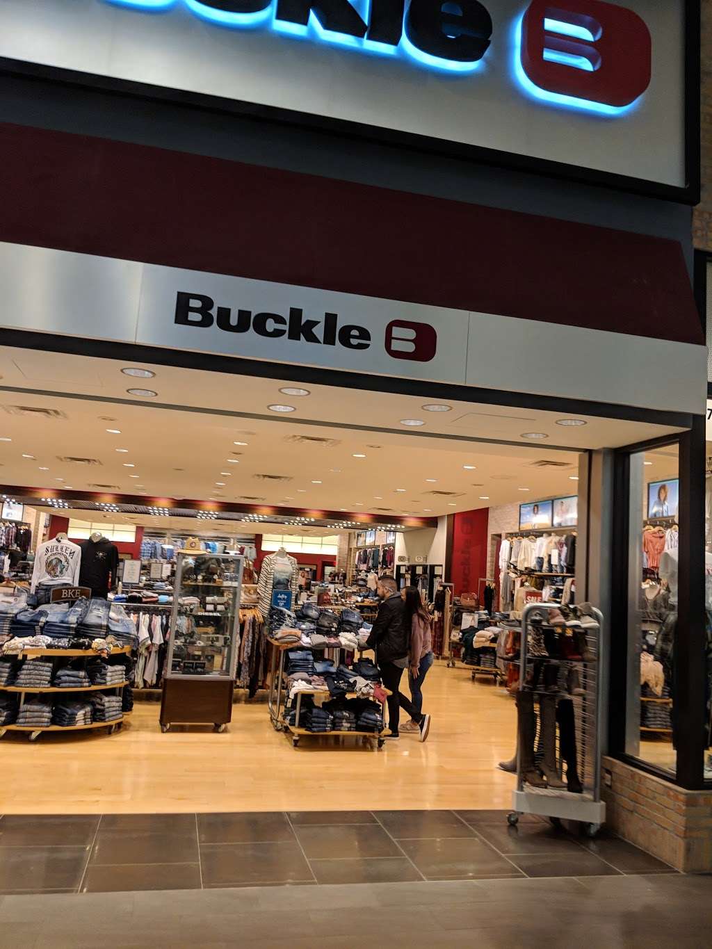 Buckle | 8441 Concord Mills Boulevard Ste R2, Concord, NC 28027, USA | Phone: (704) 979-3710
