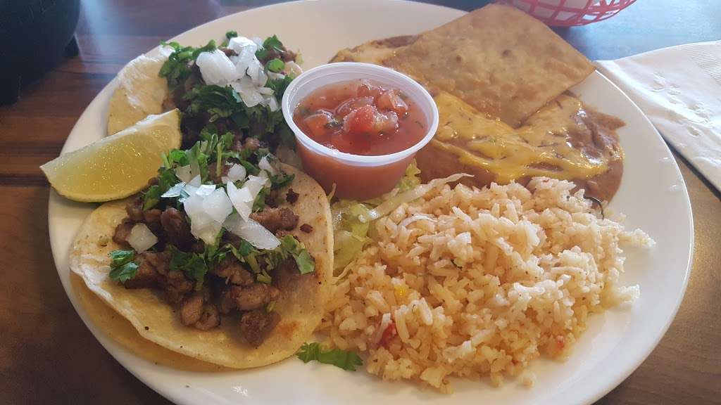 El Bravo Mexican Food | 8338 N 7th St, Phoenix, AZ 85020 | Phone: (602) 943-9753