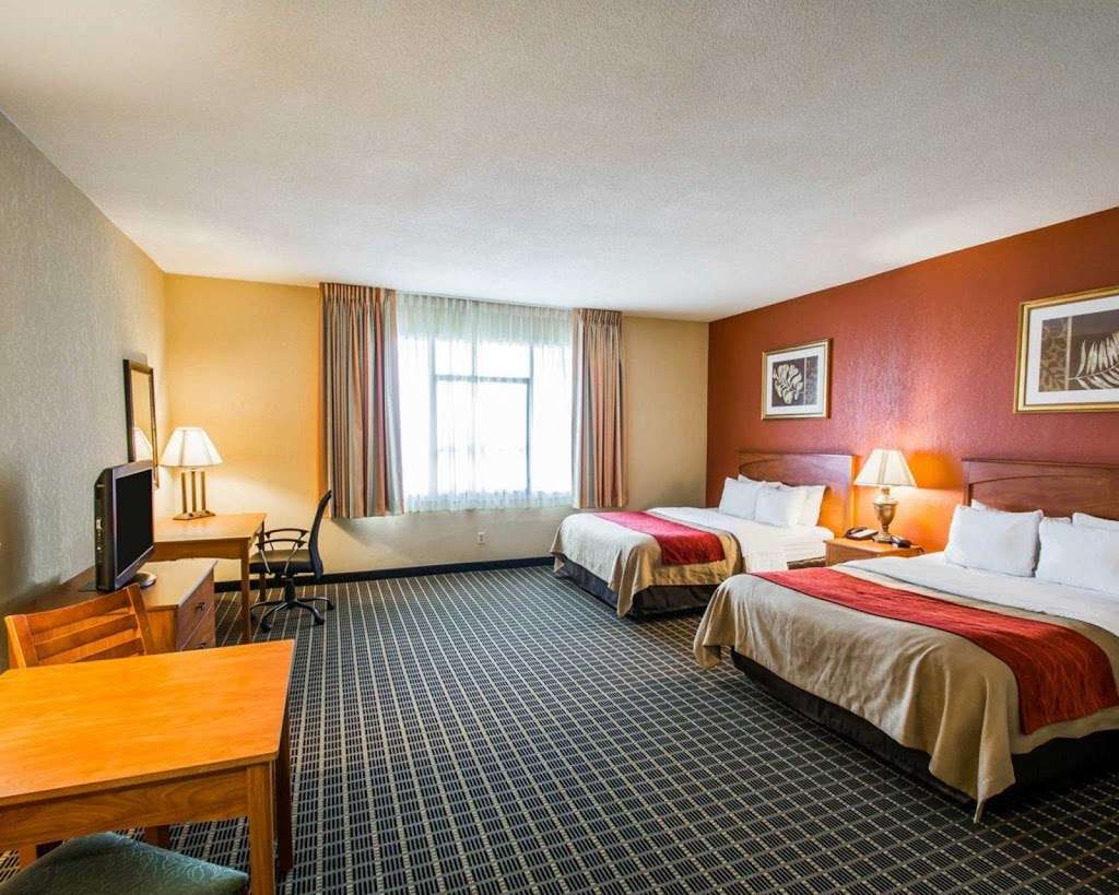 Clarion Inn & Suites Miami Airport | 5301 NW 36th St, Miami Springs, FL 33166 | Phone: (305) 871-6000