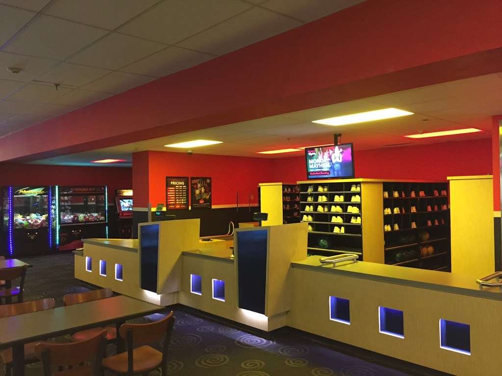 AMF Stafford Lanes | 4919 S Main St, Stafford, TX 77477 | Phone: (281) 491-2856