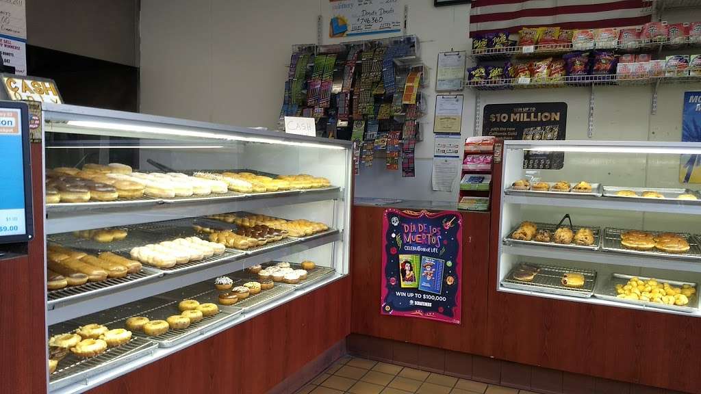 Donuts Donuts | 12544 South St, Cerritos, CA 90703 | Phone: (562) 860-7143