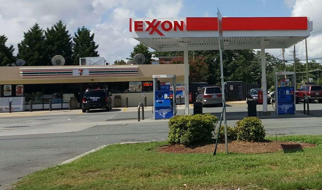 Exxon | 2932 Mt Holly-Huntersville Rd, Charlotte, NC 28214, USA | Phone: (704) 392-4936