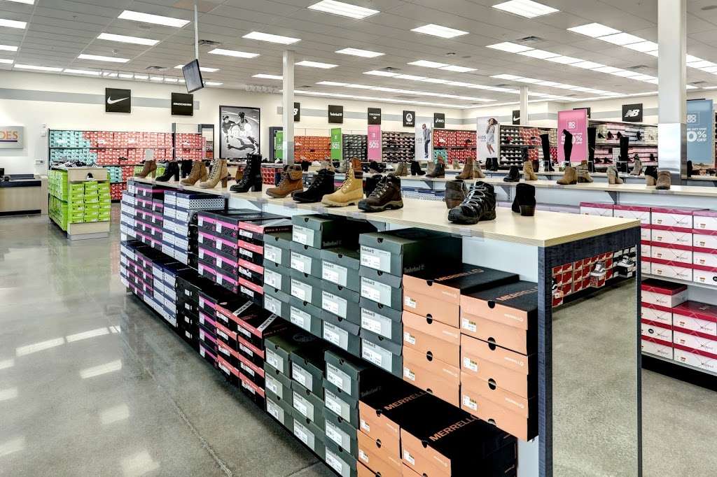 Rack Room Shoes | 35 S Willowdale Dr Ste 706, Lancaster, PA 17602, USA | Phone: (717) 509-7715