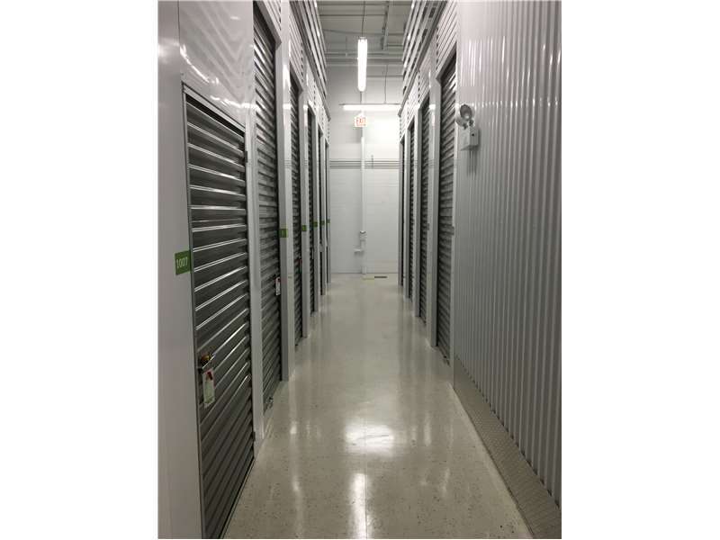 Extra Space Storage | 1944 N Narragansett Ave, Chicago, IL 60639, USA | Phone: (773) 804-8808