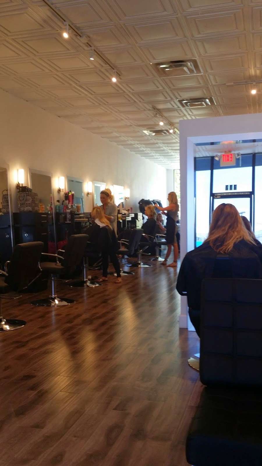 Posh Hair Lounge | 18340 Yorba Linda Blvd #103, Yorba Linda, CA 92886, USA | Phone: (714) 996-8674