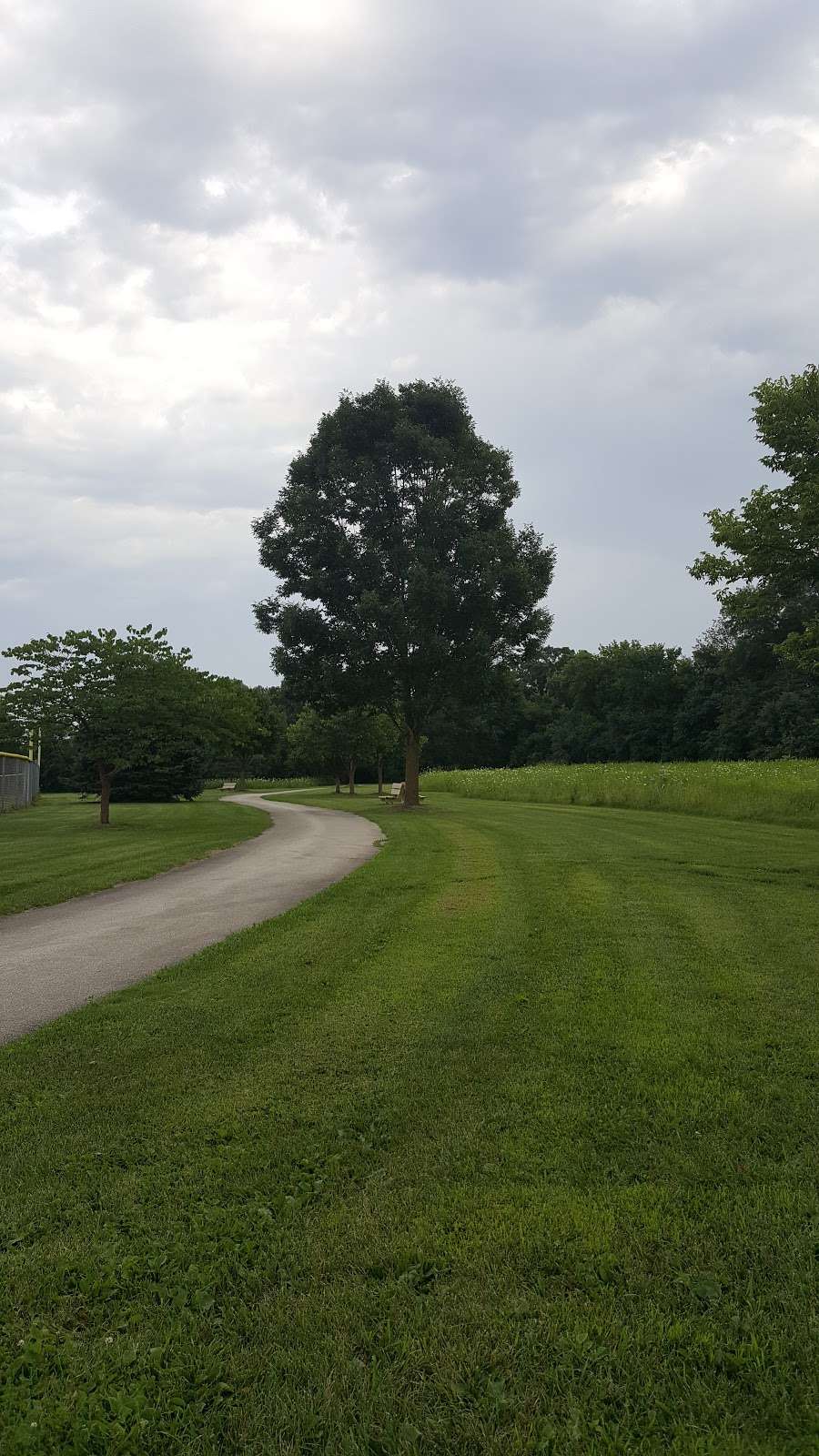 Kisdon Hill Park | 53186, Merrill Hills Ct, Waukesha, WI 53188, USA