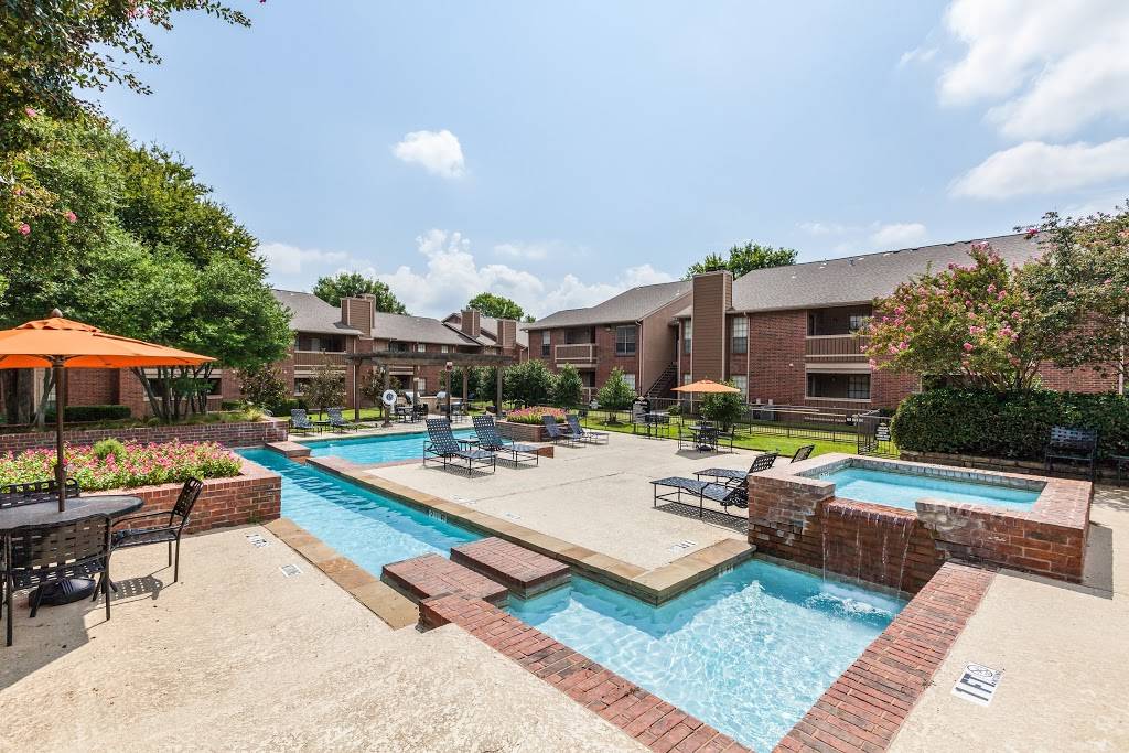 Aspen Court by ARIUM | 2305 Ashcroft Ln, Arlington, TX 76006 | Phone: (817) 985-4797