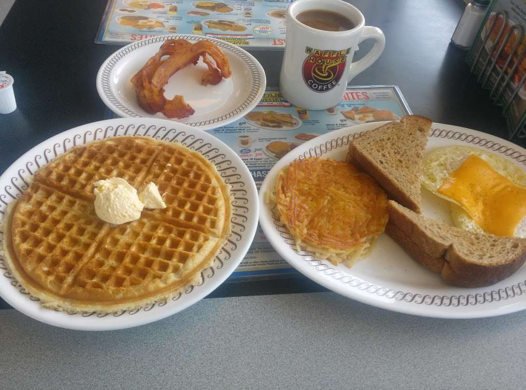 Waffle House | 37 S Cory Ln, Smyrna, DE 19977, USA | Phone: (302) 659-1821