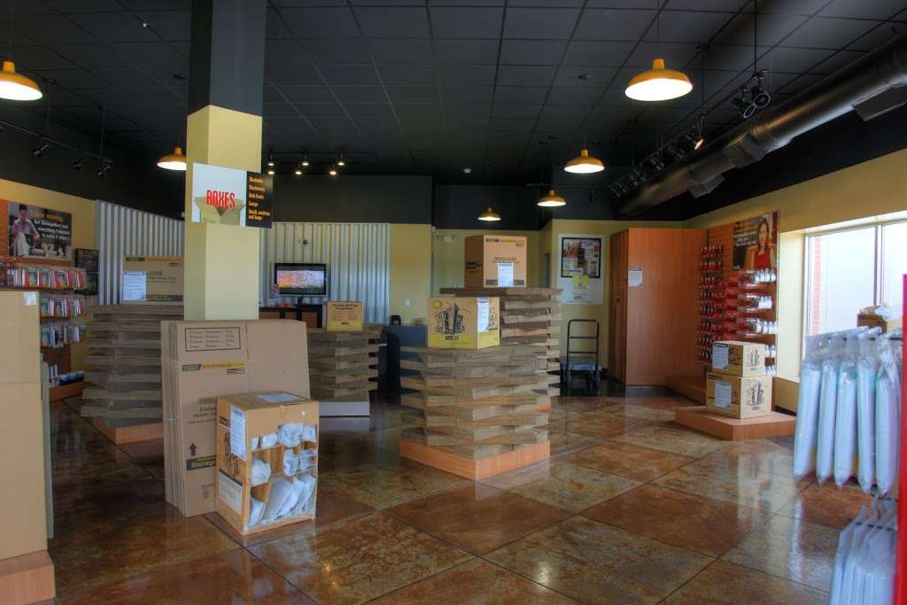 StorageMart | 8900 NW Prairie View Rd, Kansas City, MO 64153 | Phone: (816) 741-3030