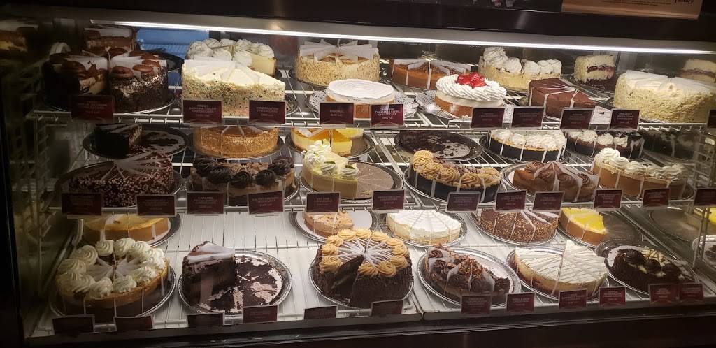 The Cheesecake Factory | 605 N Harbor Dr, Redondo Beach, CA 90277, USA | Phone: (310) 376-0466